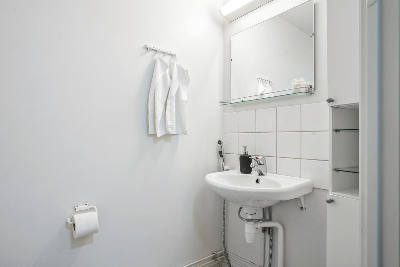 Apartment Sleepwell Sukkula With Private Sauna And Parking Turku Exterior foto